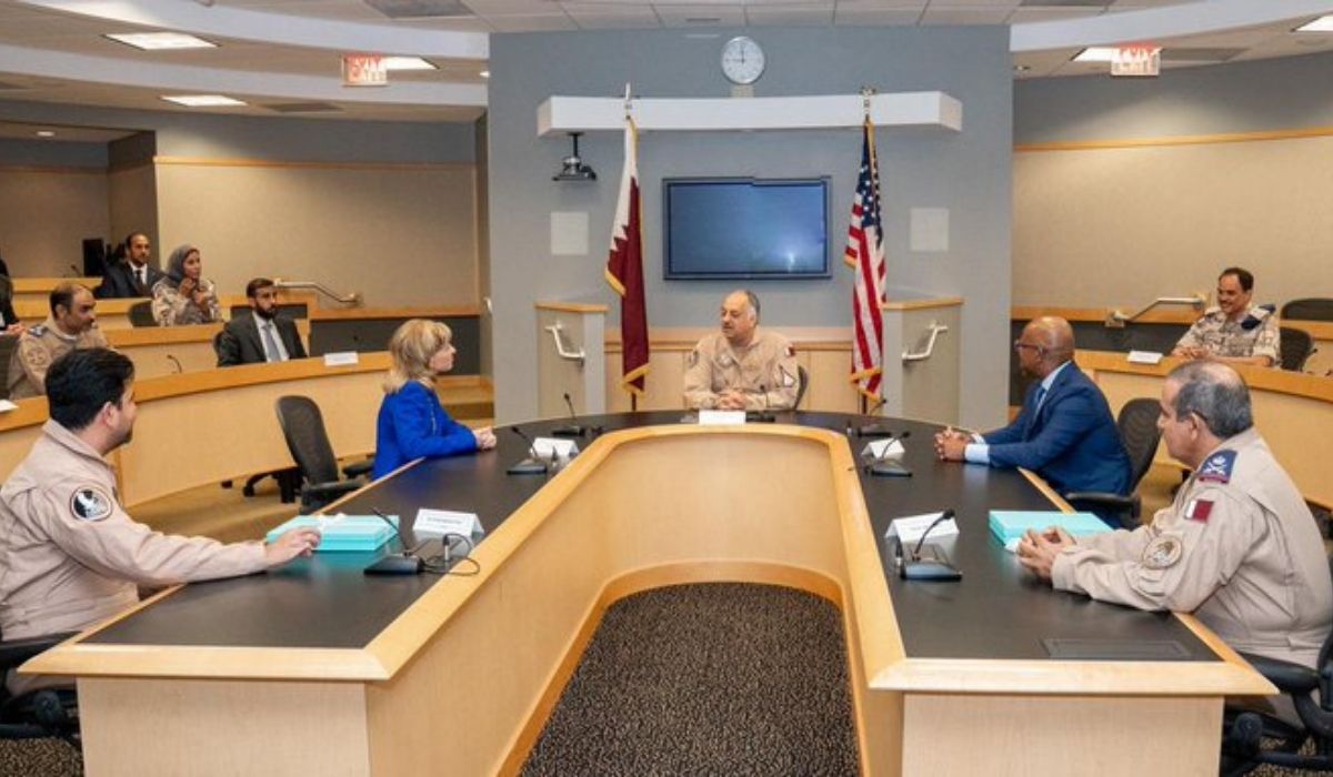 Defense Minister meets Boeing Defense CEO